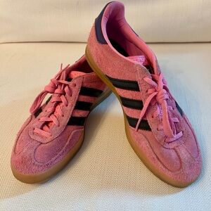 Adidas Gazelle suede sneakers 8.5